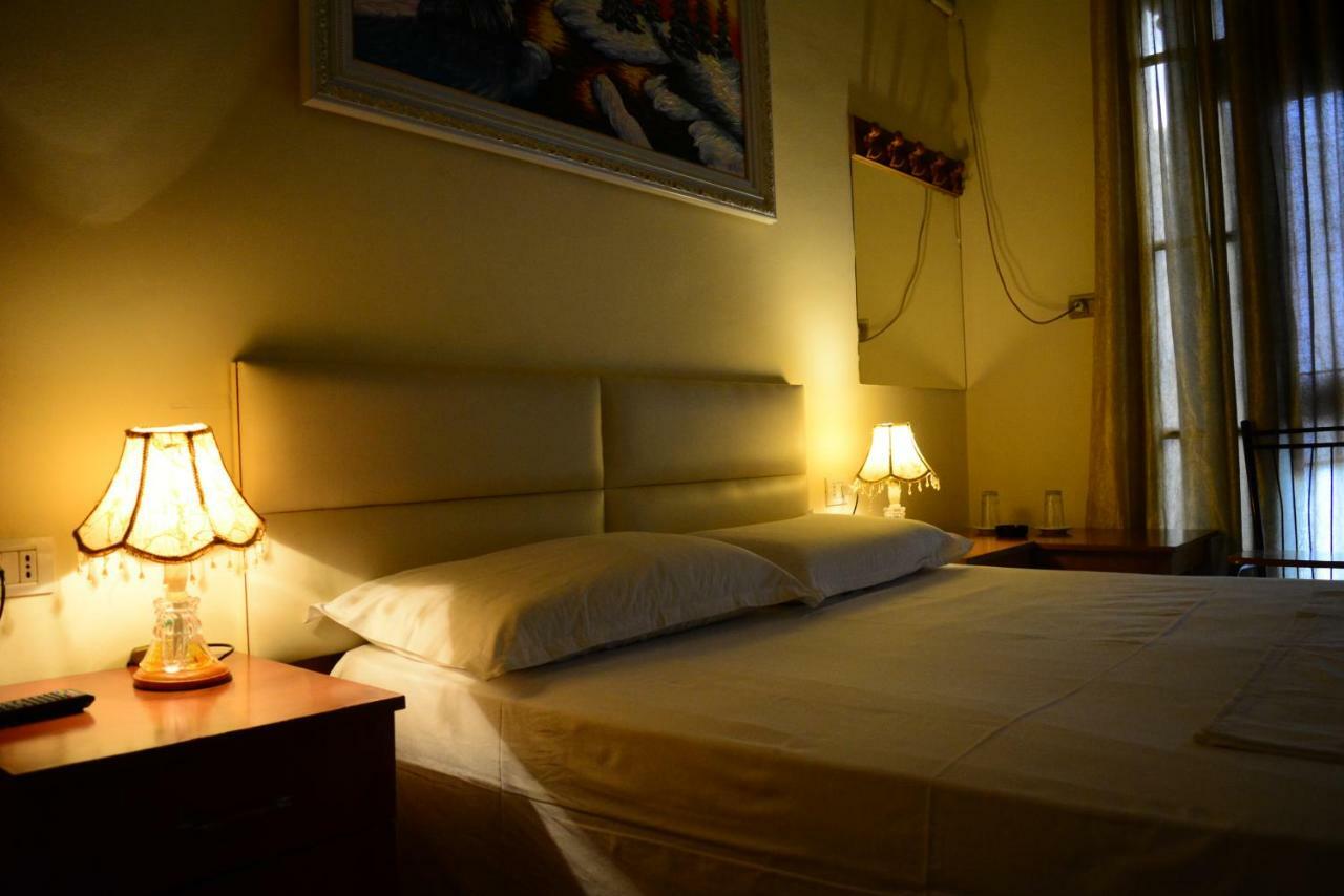 Hotel Republika Tiran Dış mekan fotoğraf