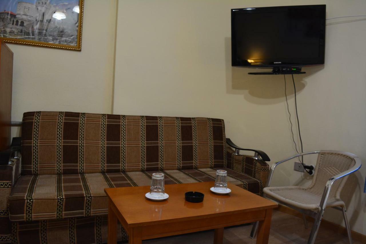 Hotel Republika Tiran Dış mekan fotoğraf